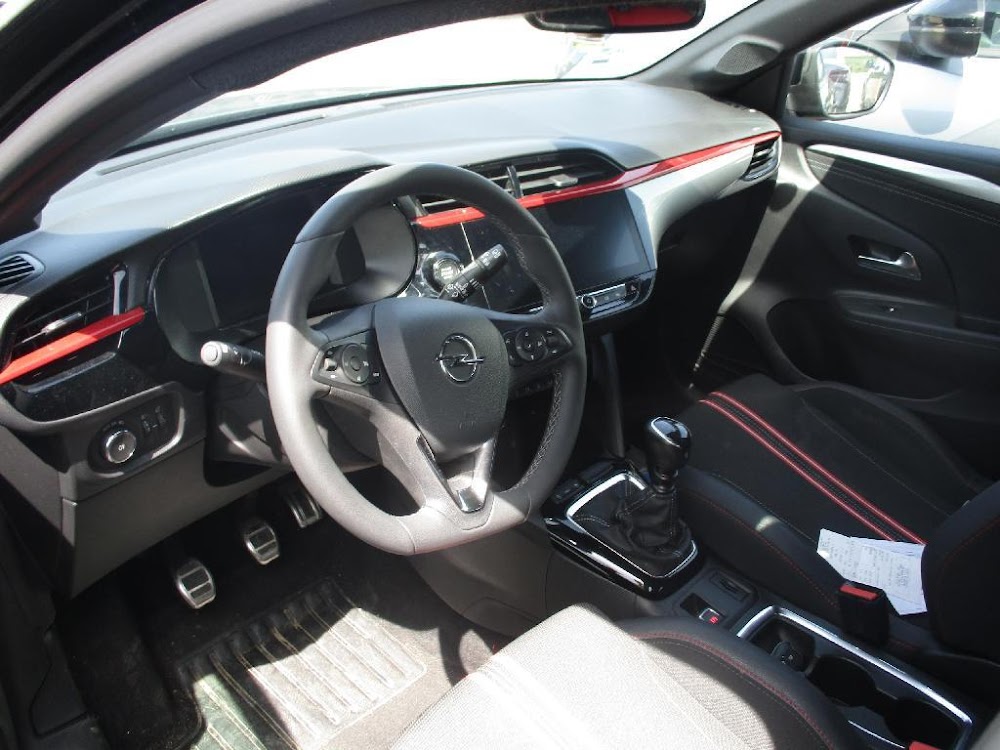 Foto Opel Corsa 12