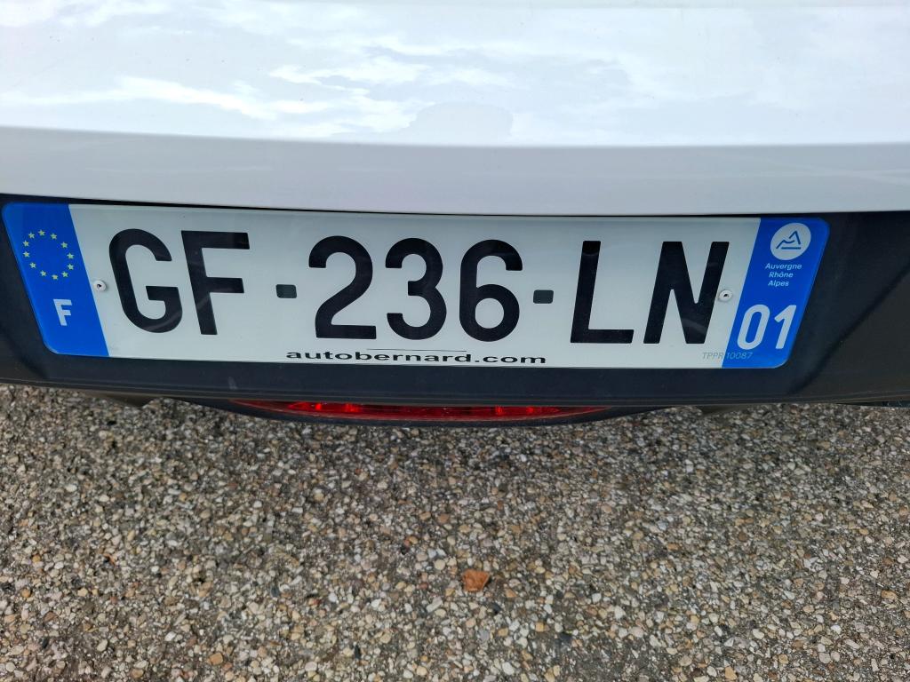 Peugeot 208 BLUEHDI 100 S&S BVM6 PREMIUM 2022