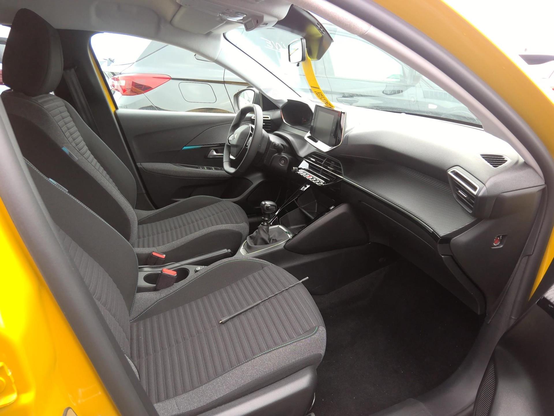 Peugeot 208 PureTech 100 S&S BVM6 Style 2024