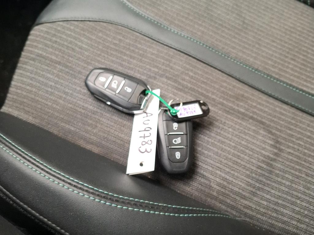 Peugeot 3008 Hybrid 225 e-EAT8 Allure 2021