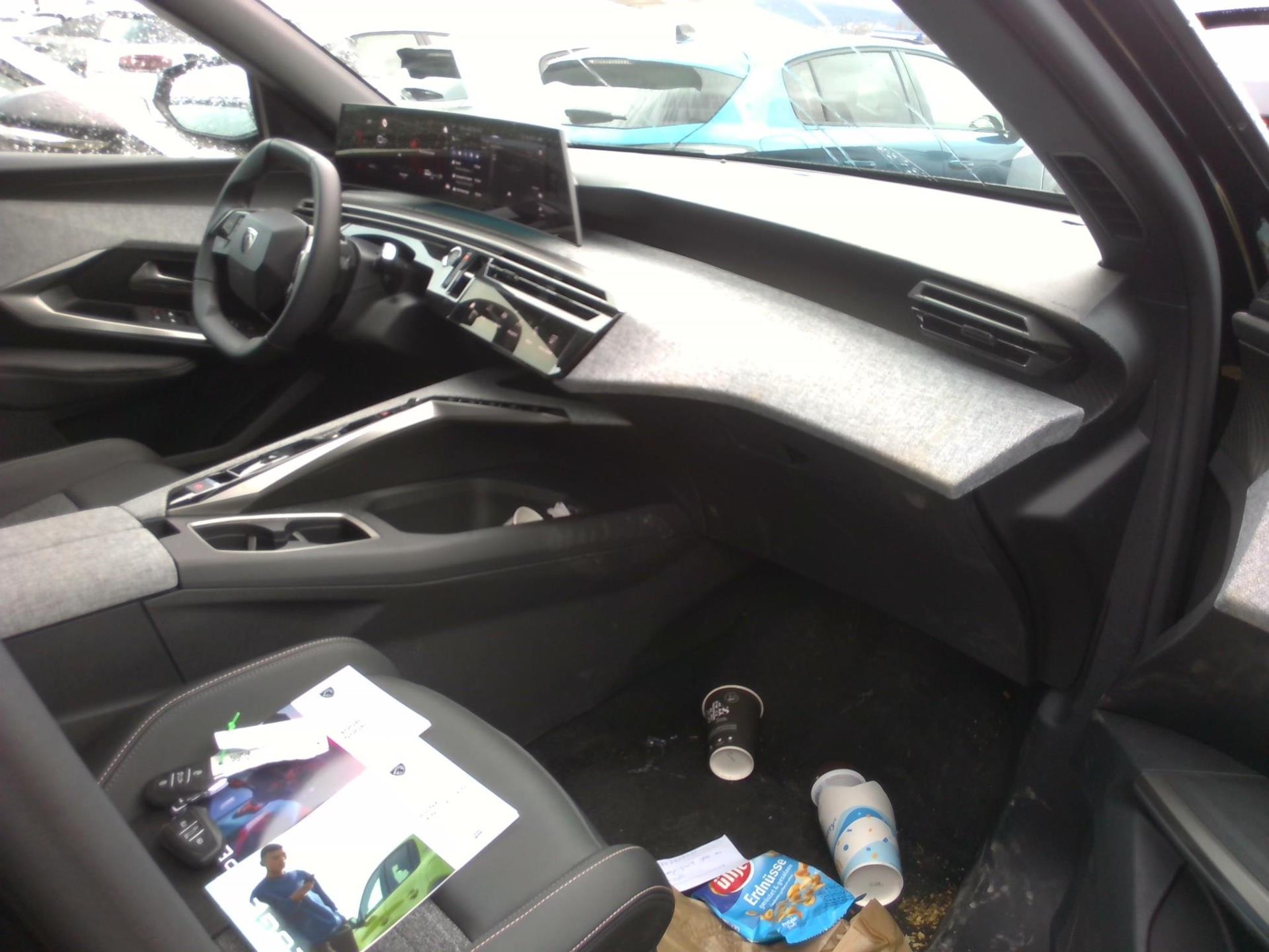 Peugeot 3008 Hybrid 145 e-DCS6 Allure 2025