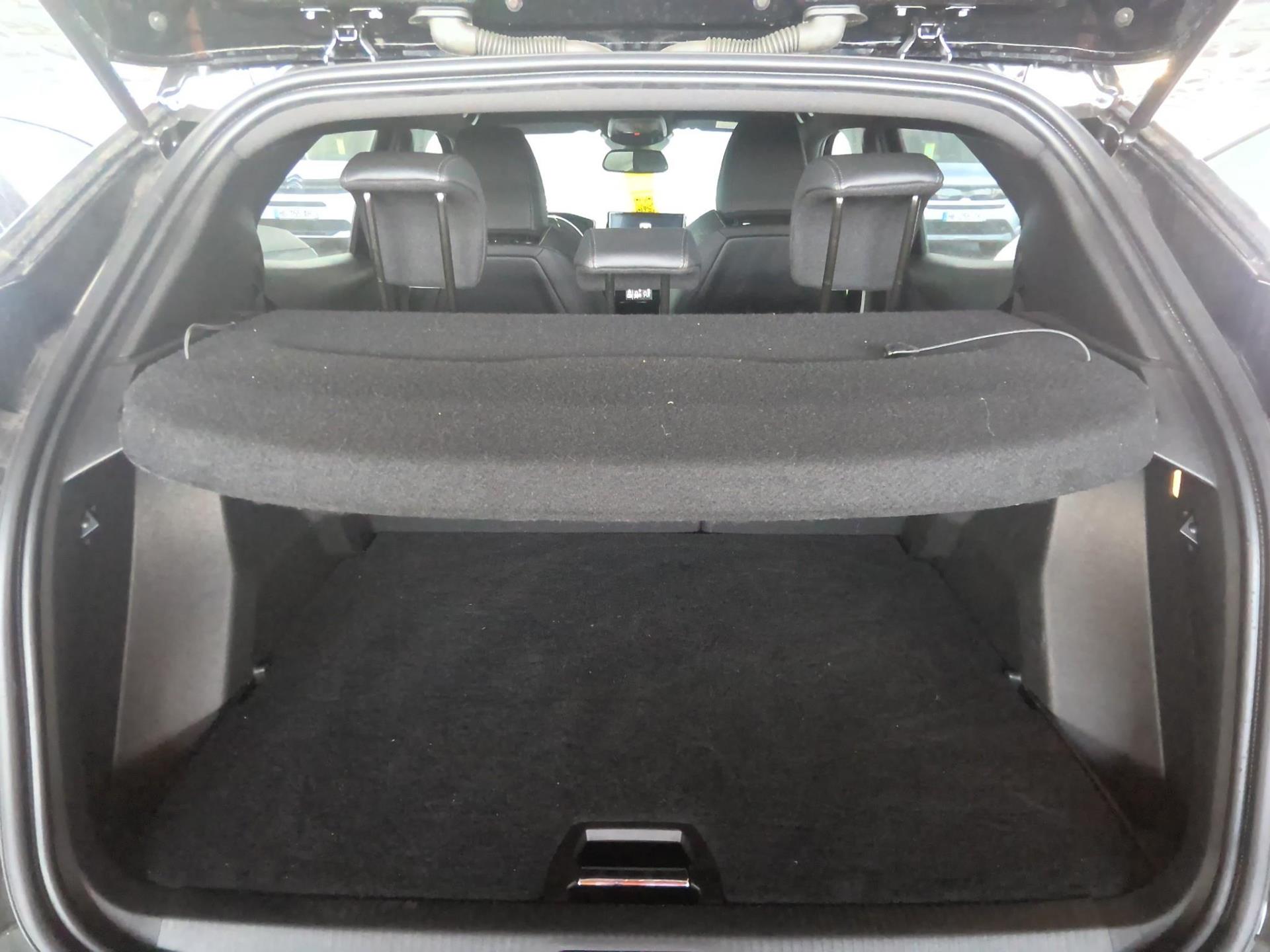 Peugeot 2008 Electrique 156 ch 54 kWh GT 2025