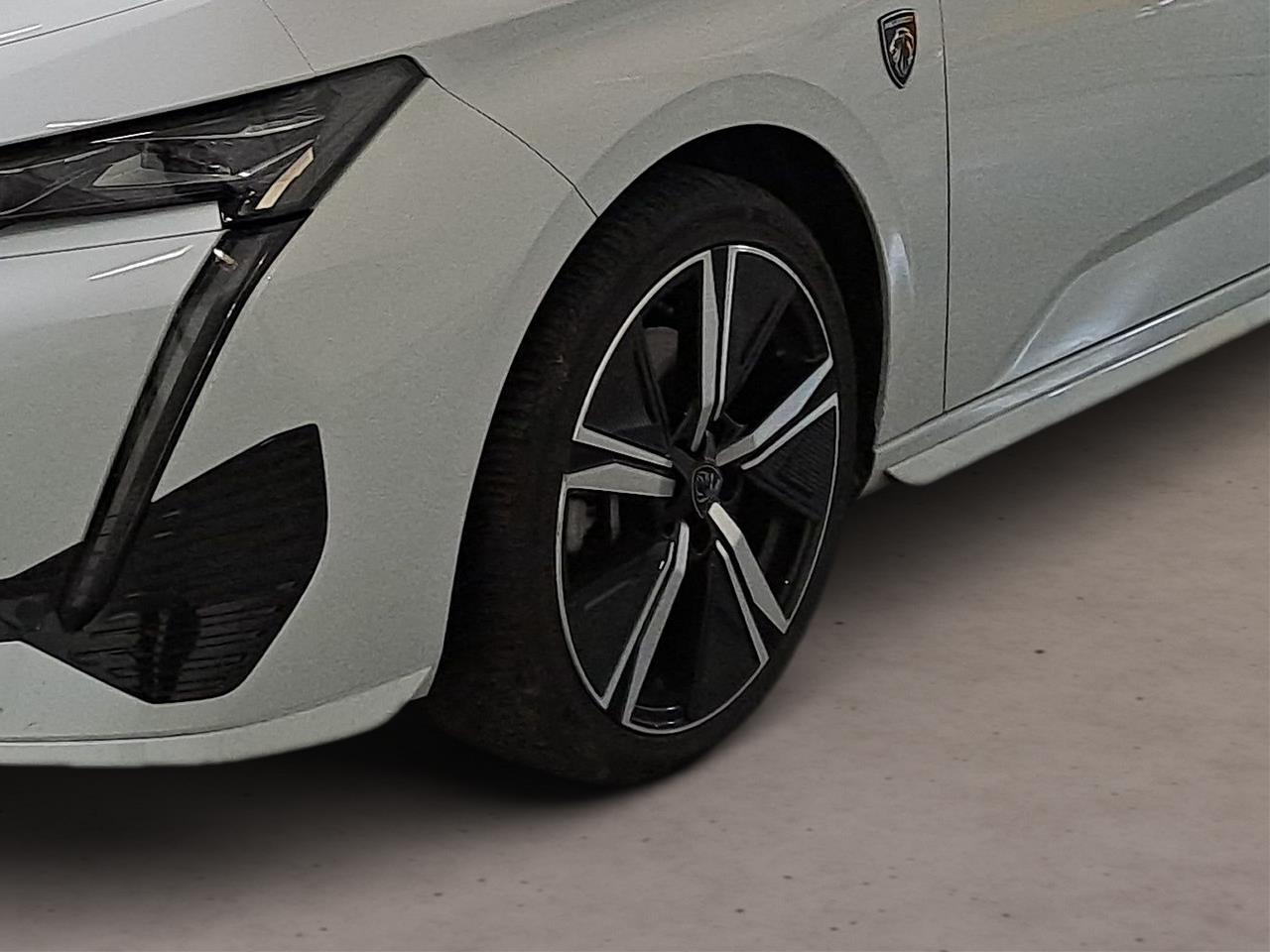 Peugeot 308 III 