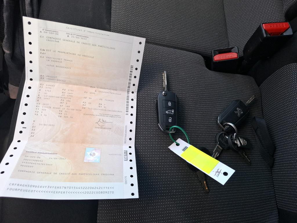 Peugeot EXPERT FGN TOLE STANDARD BLUEHDI 145 S&S EAT8 ASPHALT 2022