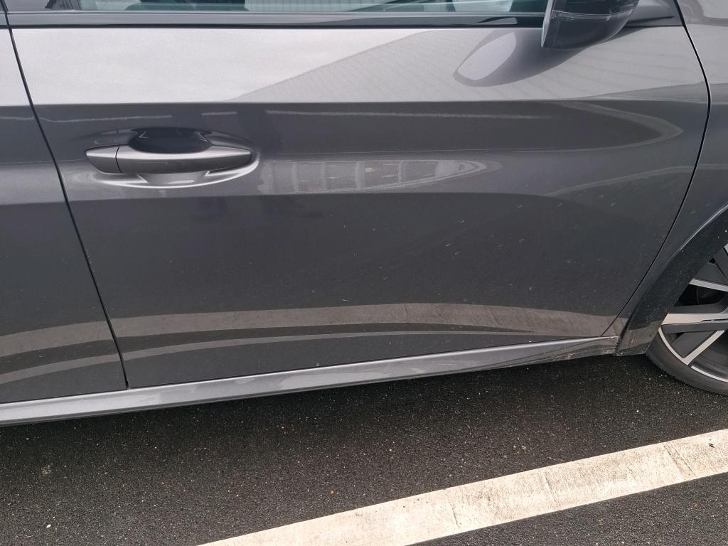 Peugeot 208 PureTech 100 S&S EAT8 GT 2022