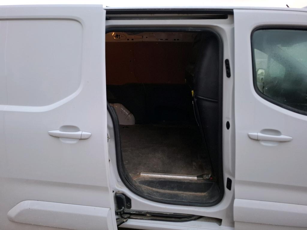 Peugeot PARTNER FOURGON STANDARD 650 KG BLUEHDI 130 S&S EAT8 ASPHALT 2022