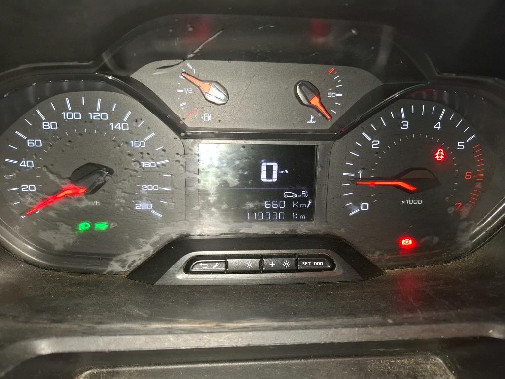 Peugeot PARTNER FOURGON STANDARD 650 KG BLUEHDI 100 S&S BVM5 PREMIUM 2020