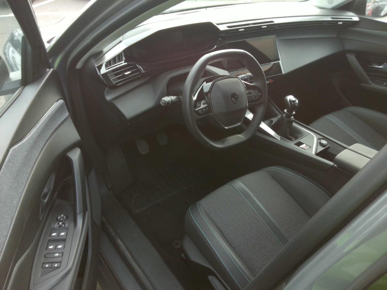 Foto Peugeot 308 5