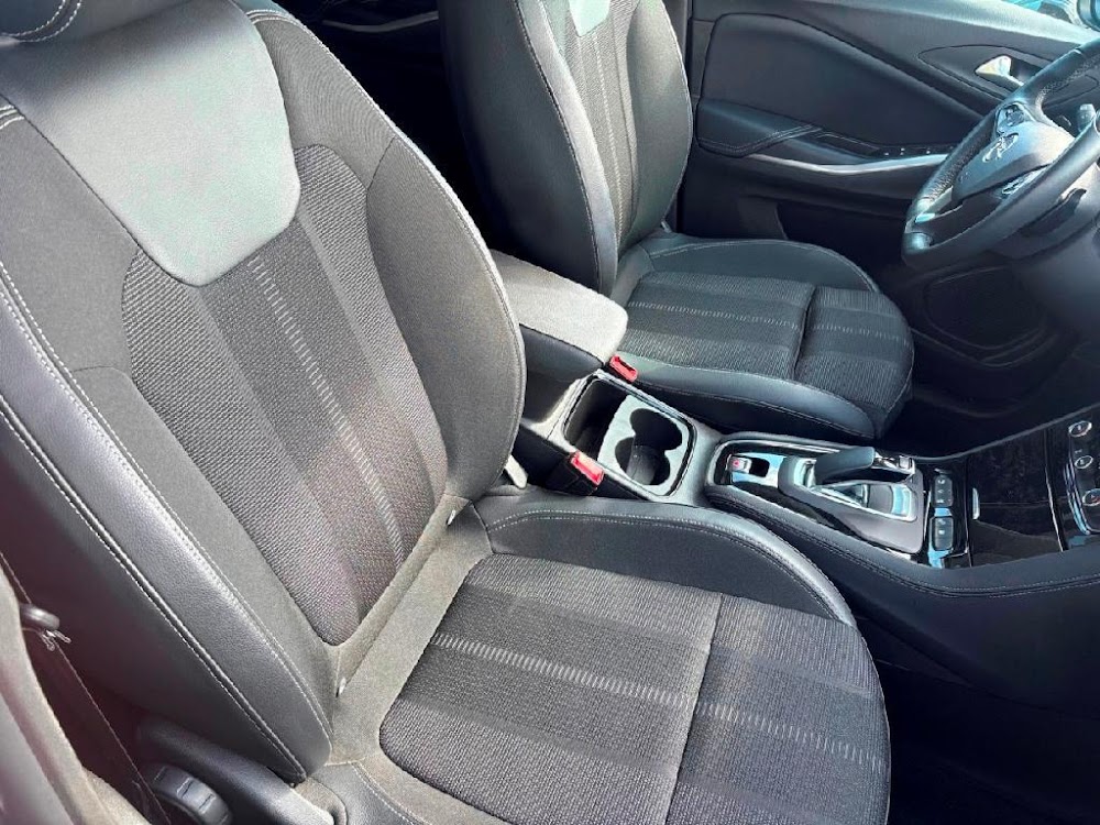 Foto Opel Grandland PHEV 14