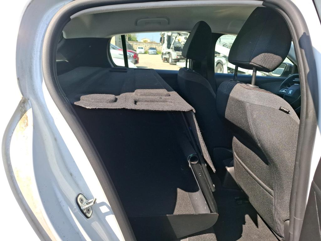 Peugeot 208 BLUEHDI 100 S&S BVM6 ACTIVE BUSINESS R 2023