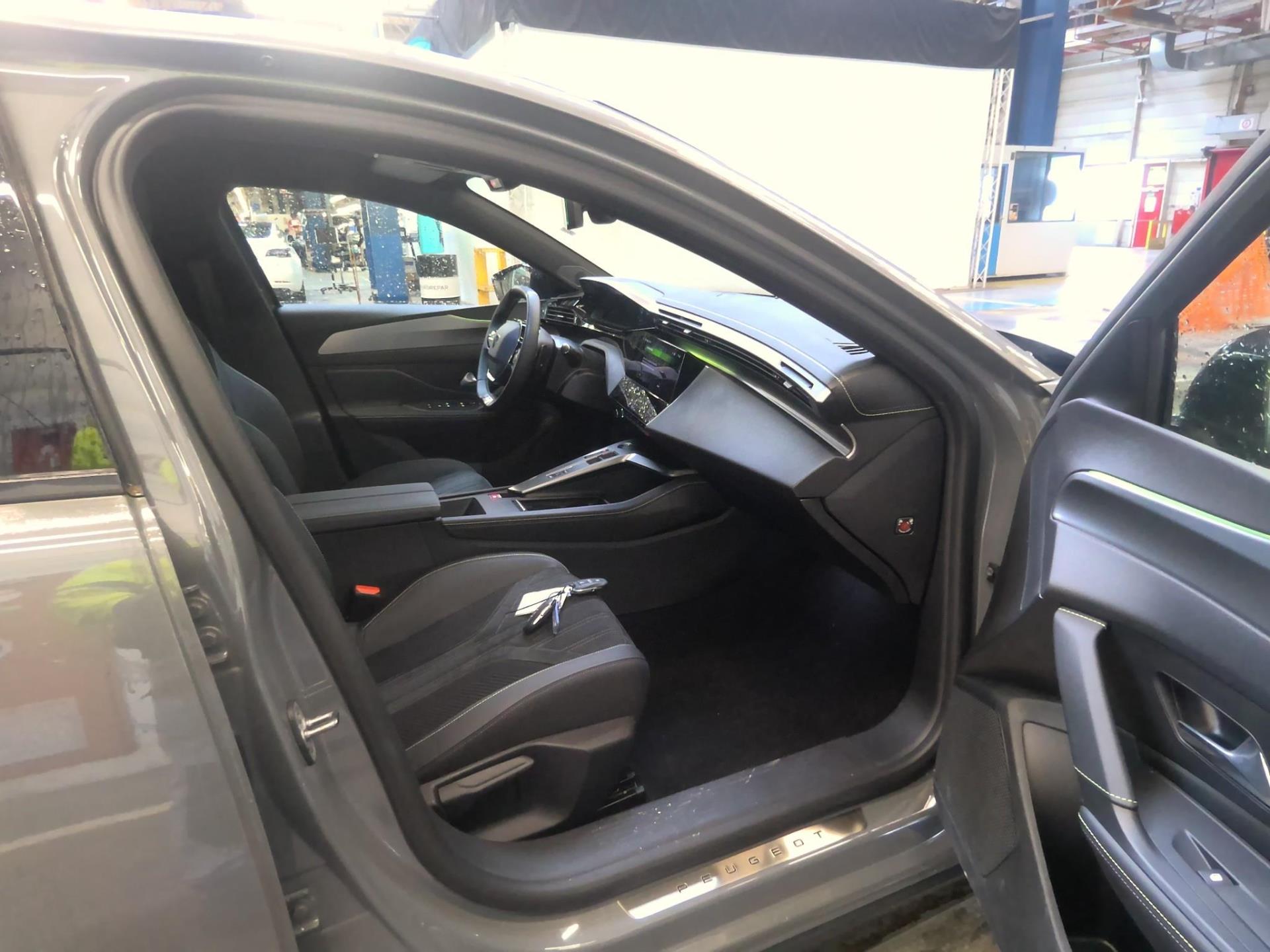 Peugeot 408 PureTech 130 ch S&S EAT8 GT 2026