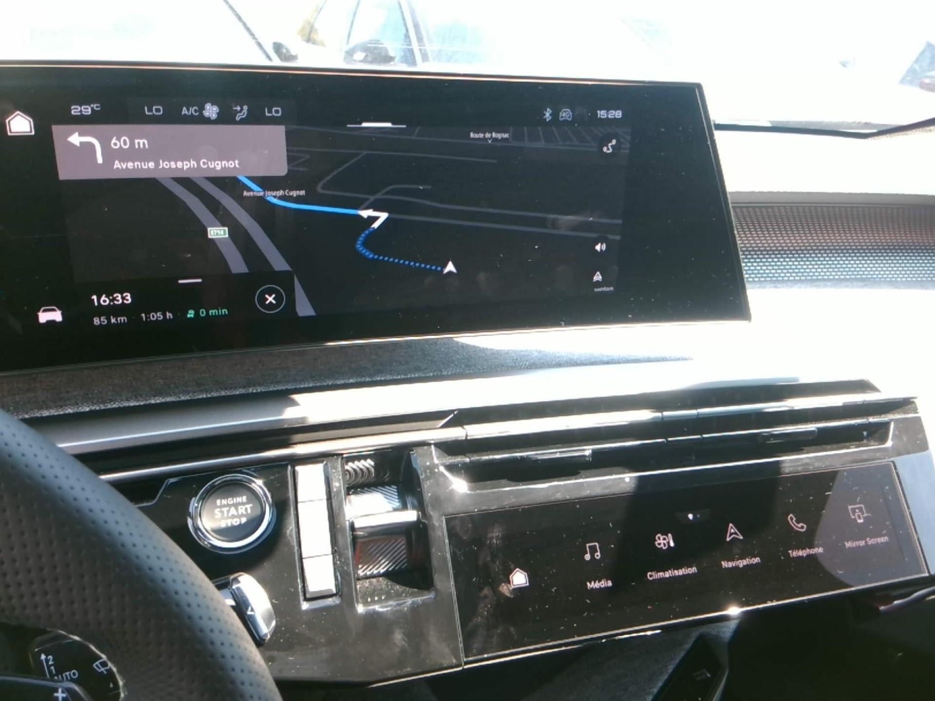 Peugeot 3008 Hybrid 136 e-DCS6 GT 2025
