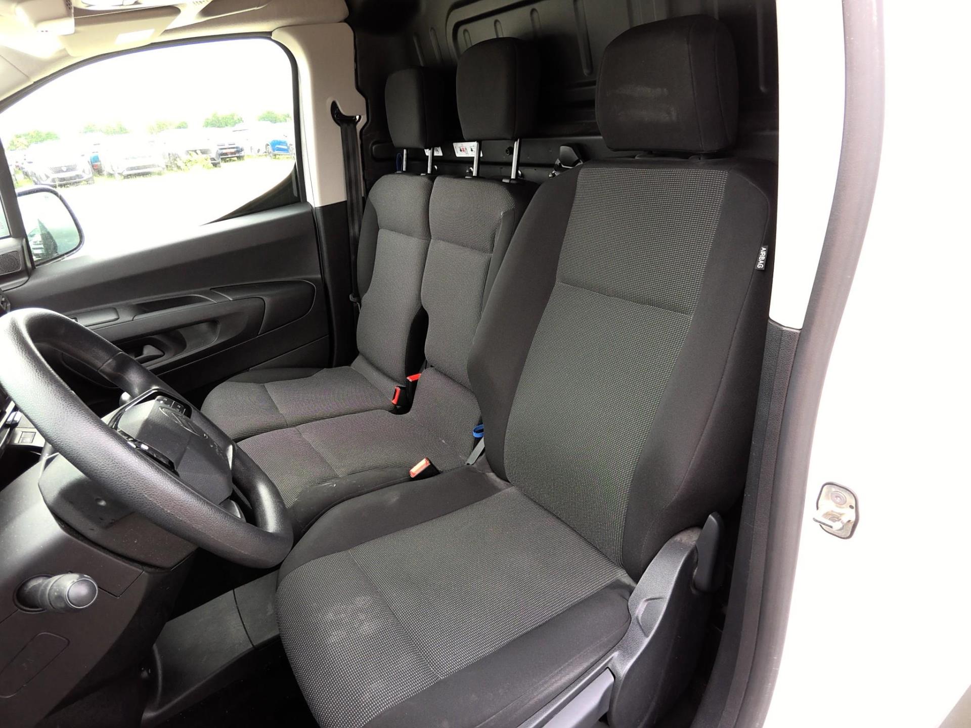 Citroen BERLINGO VAN TAILLE XL 950KG BLUEHDI 100 S&S BVM6 2024