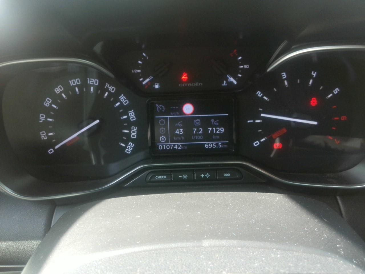 Foto Citroën C3 Aircross 5