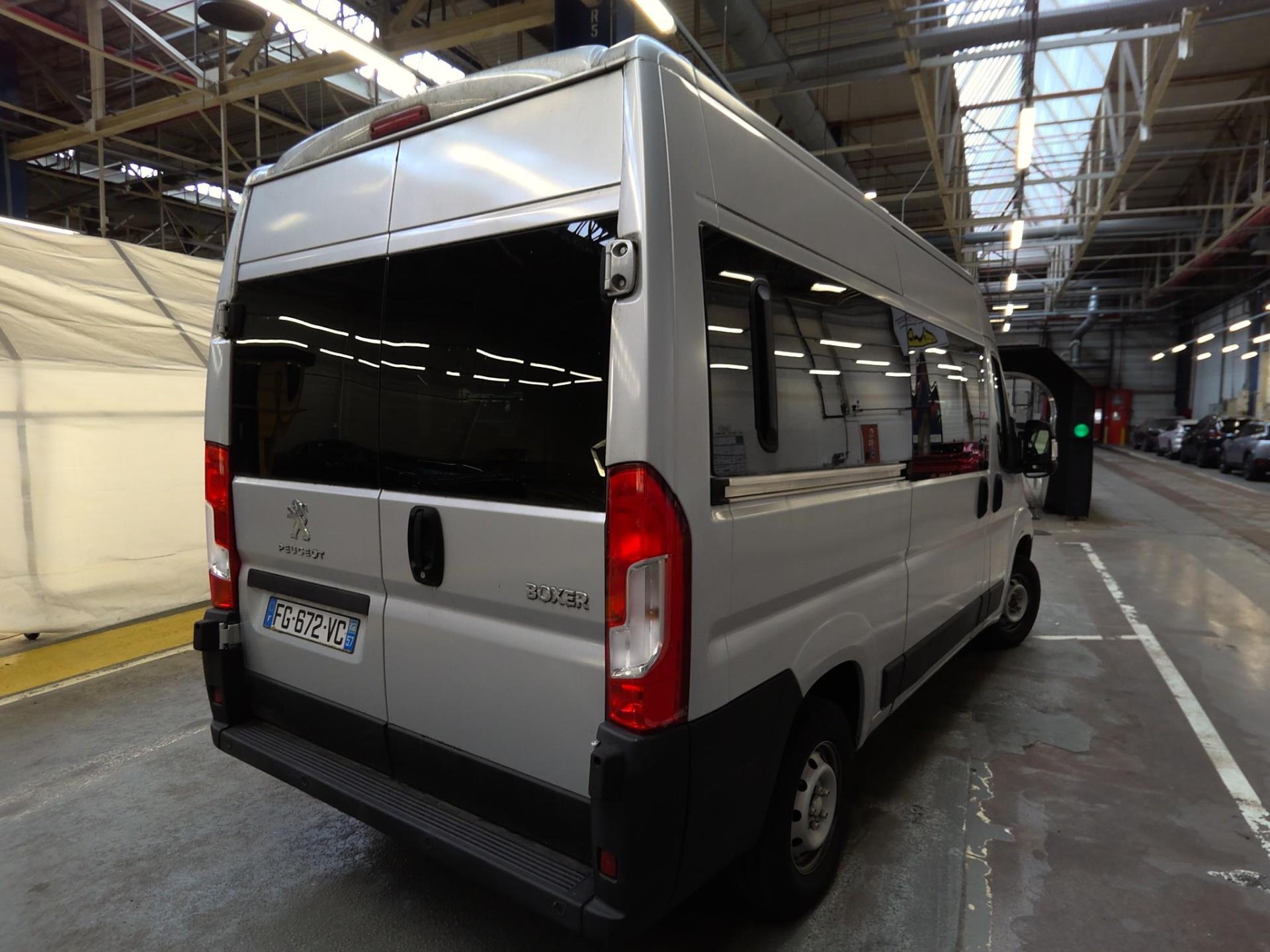 Peugeot Boxer 333 L2H2 BlueHDi 140 S&S Active 9 Places 2019