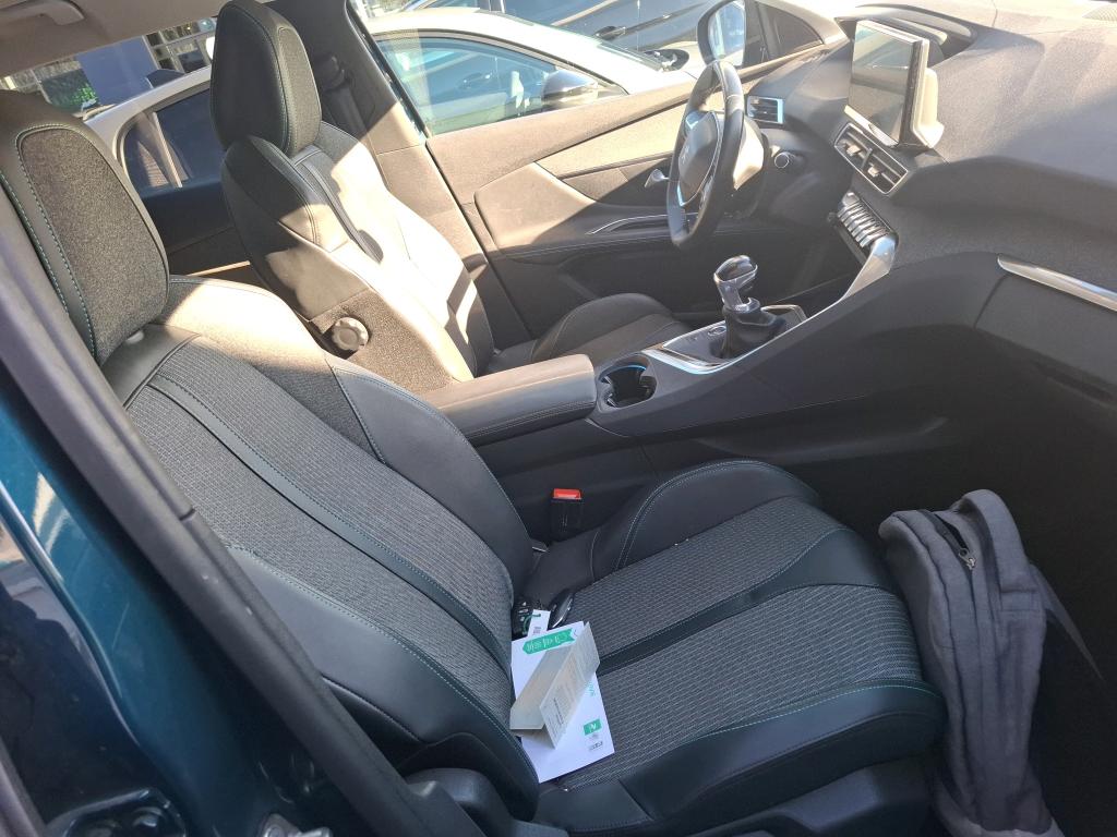 Peugeot 3008 BlueHDi 130ch S&S BVM6 Allure Pack 2021