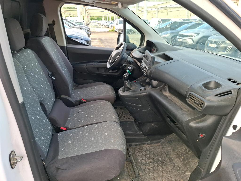 Peugeot PARTNER FOURGON STANDARD 650 KG BLUEHDI 100 S&S BVM5 PREMIUM 2019