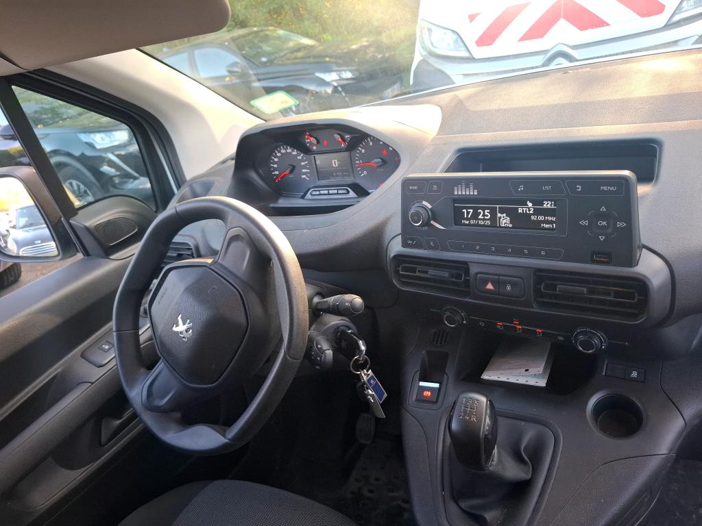 Peugeot PARTNER FOURGON STANDARD 650 KG BLUEHDI 100 S&S BVM5 PREMIUM 2021