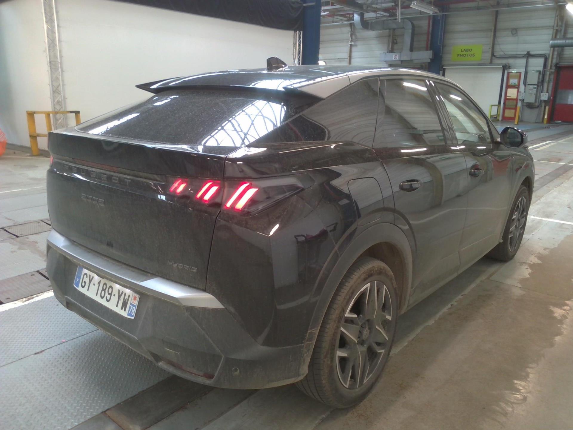 Peugeot 3008 Hybrid 136 e-DCS6 Allure 2024