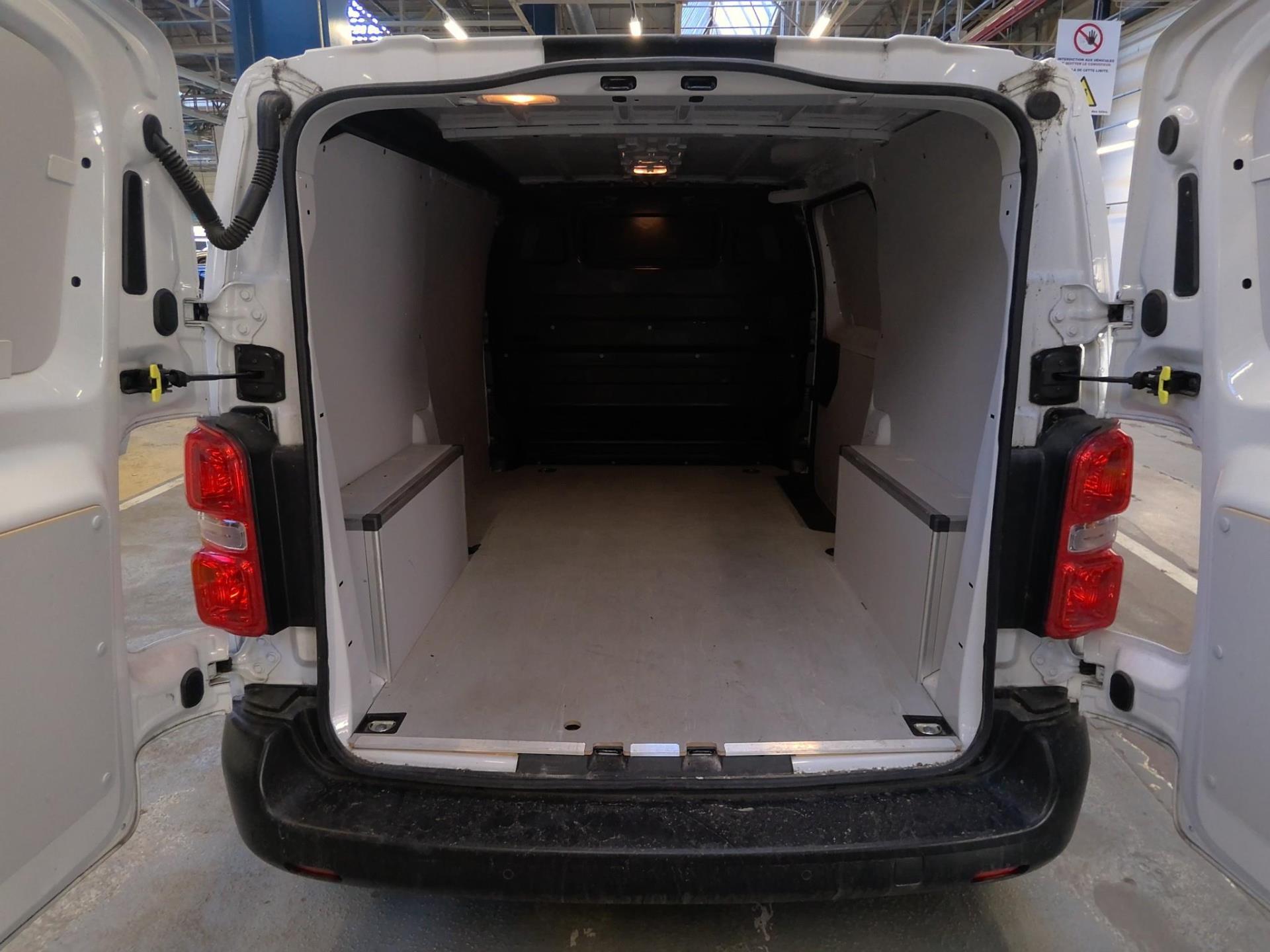 Peugeot EXPERT FGN TOLE M BLUEHDI 120 S&S BVM6  2023