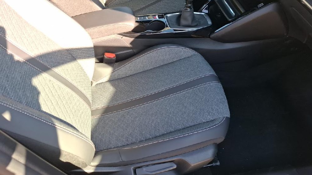 Foto Peugeot 2008 9