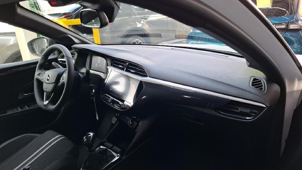 Foto Opel Corsa 16