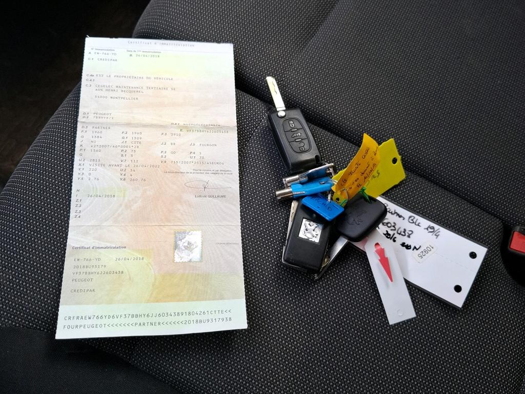 Peugeot PARTNER FOURGON STANDARD 1.6 BLUEHDI 100 BVM5 PREMIUM 2018