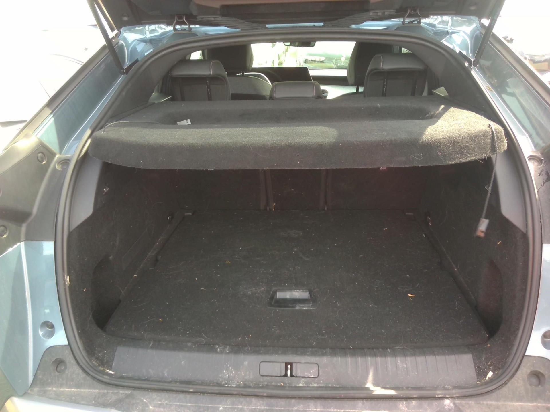 Peugeot 3008 Hybrid 136 e-DCS6 Allure 2024