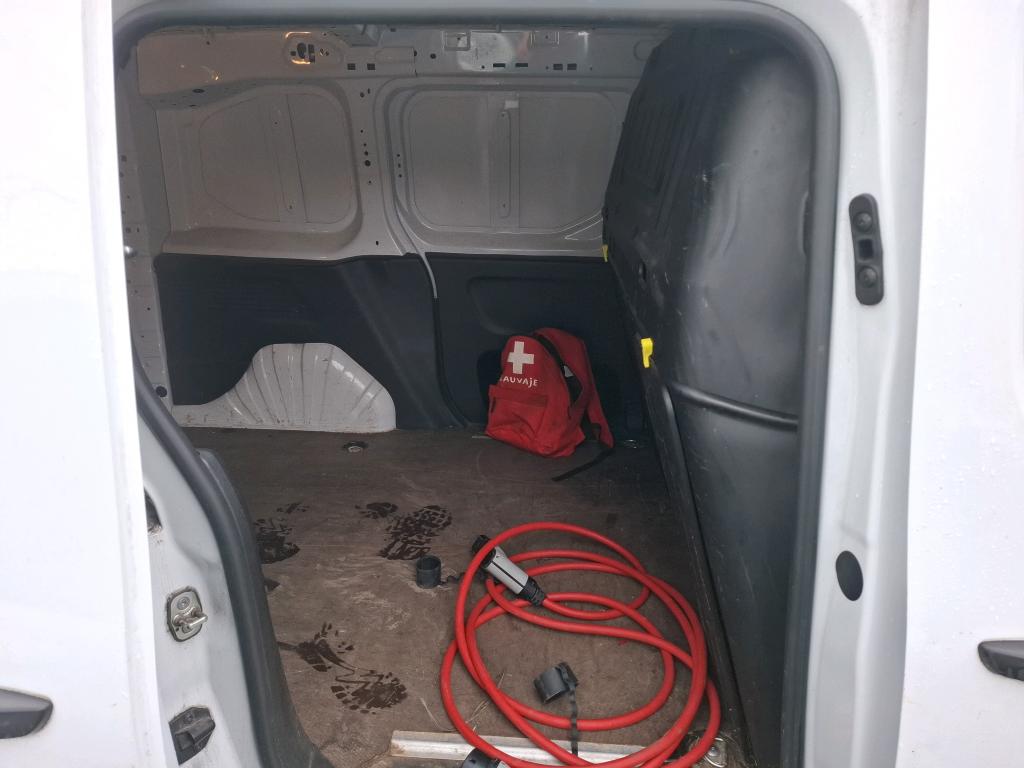 Peugeot E-PARTNER FOURGON M 800 KG 136 CH BATTERIE 50 KWH  2022