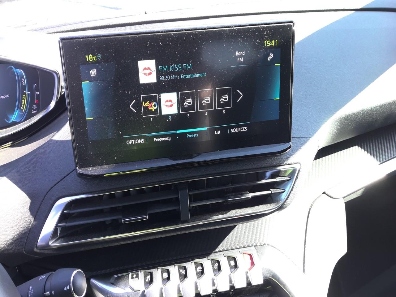 Foto Peugeot 3008 Hybrid 10