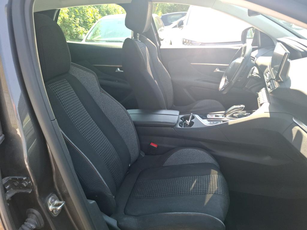 Peugeot 3008 BlueHDi 130ch S&S EAT8 Active Pack 2021