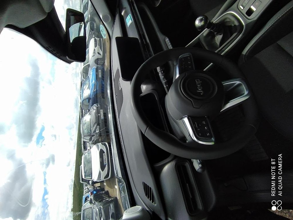 Foto Jeep AVENGER 14