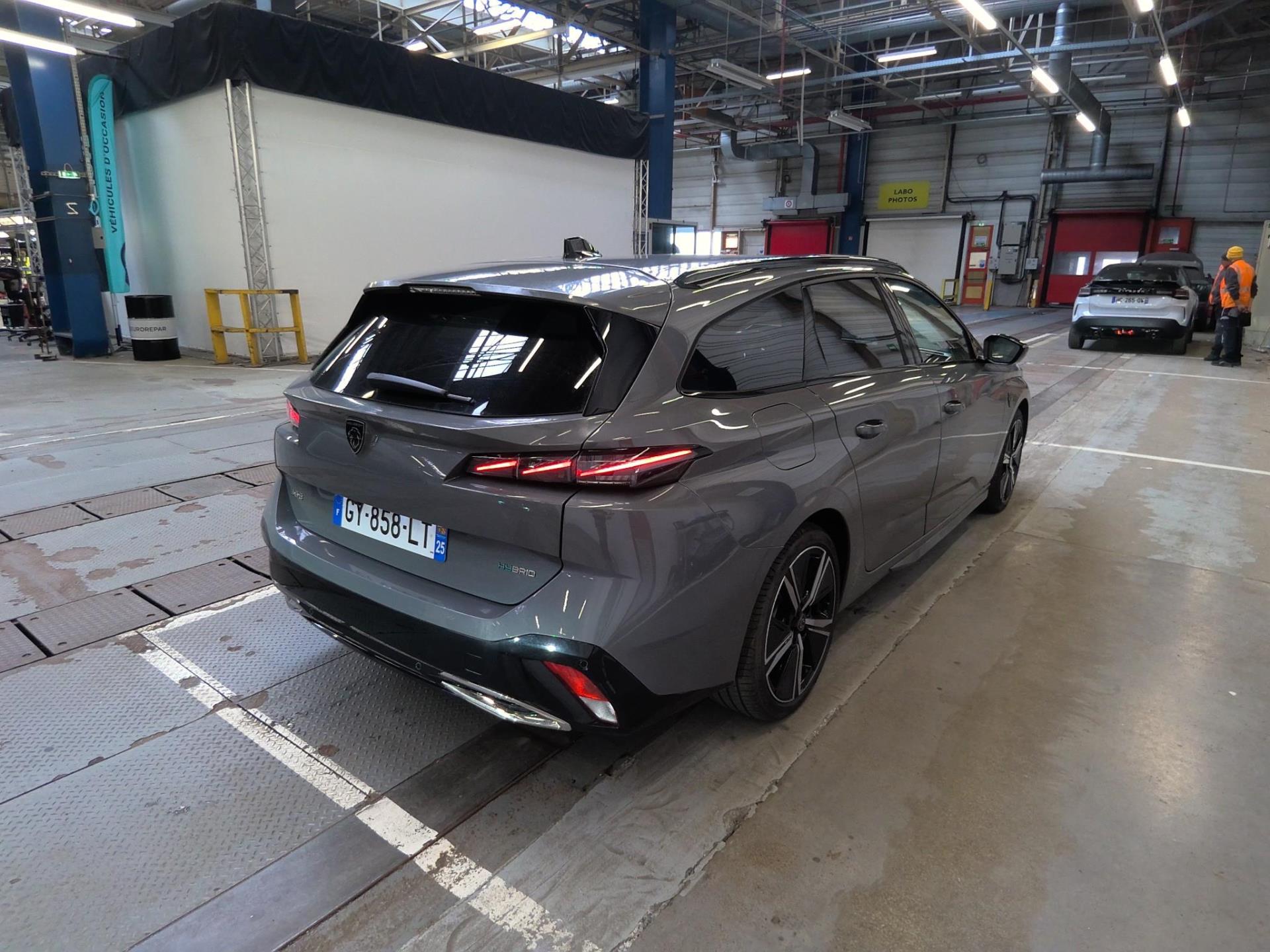 Peugeot 308 SW Plug-in Hybrid 195 ch e-DCS7 GT 2024