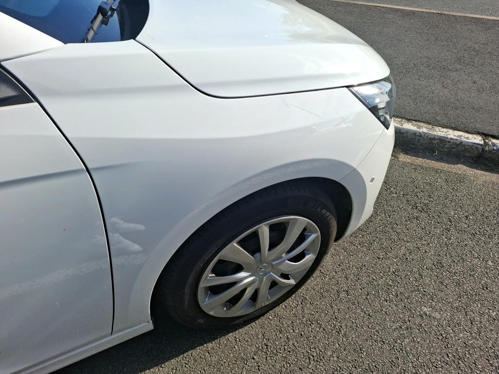 Opel Corsa 1.2 75 ch BVM5  2024