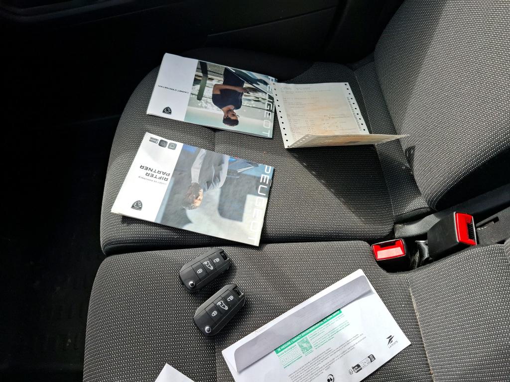 Peugeot PARTNER FOURGON M 650 KG PURETECH 110 S&S BVM6  2023