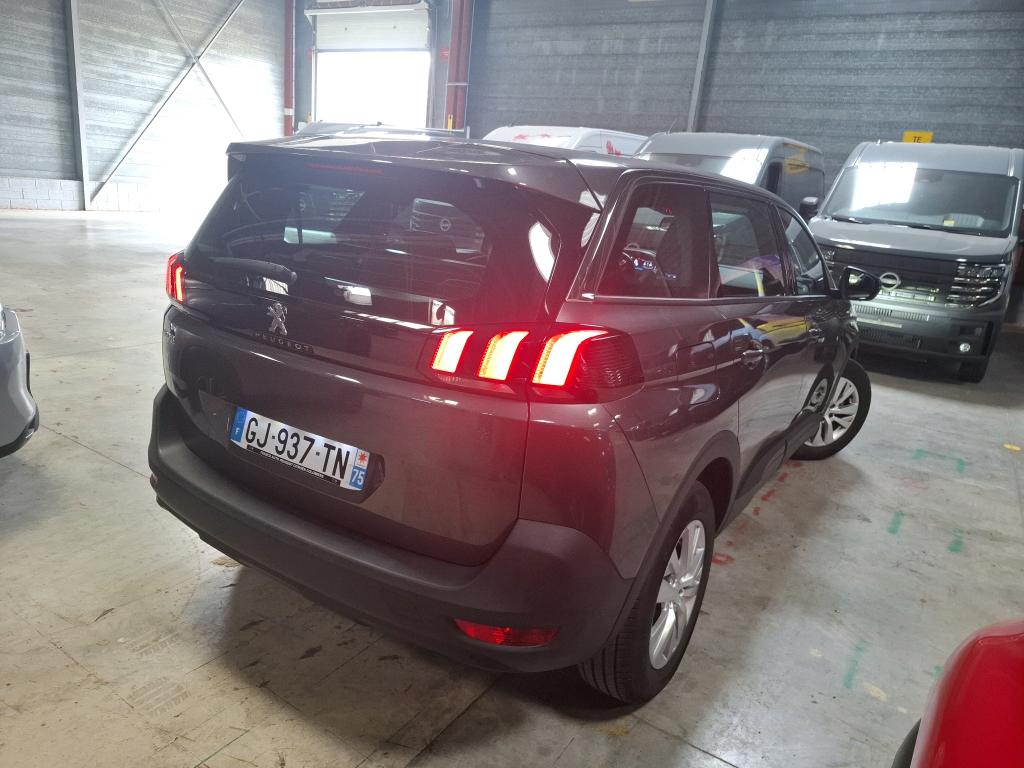 Peugeot 5008 PureTech 130ch S&S BVM6 Active Pack 2022