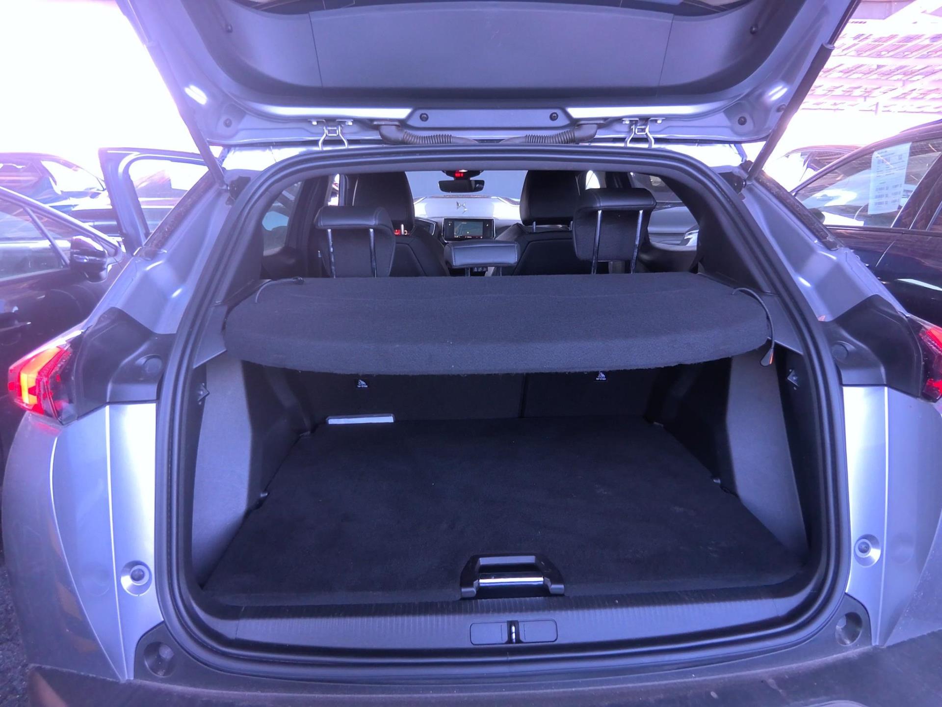 Peugeot 2008 PureTech 130 S&S EAT8 GT 2021