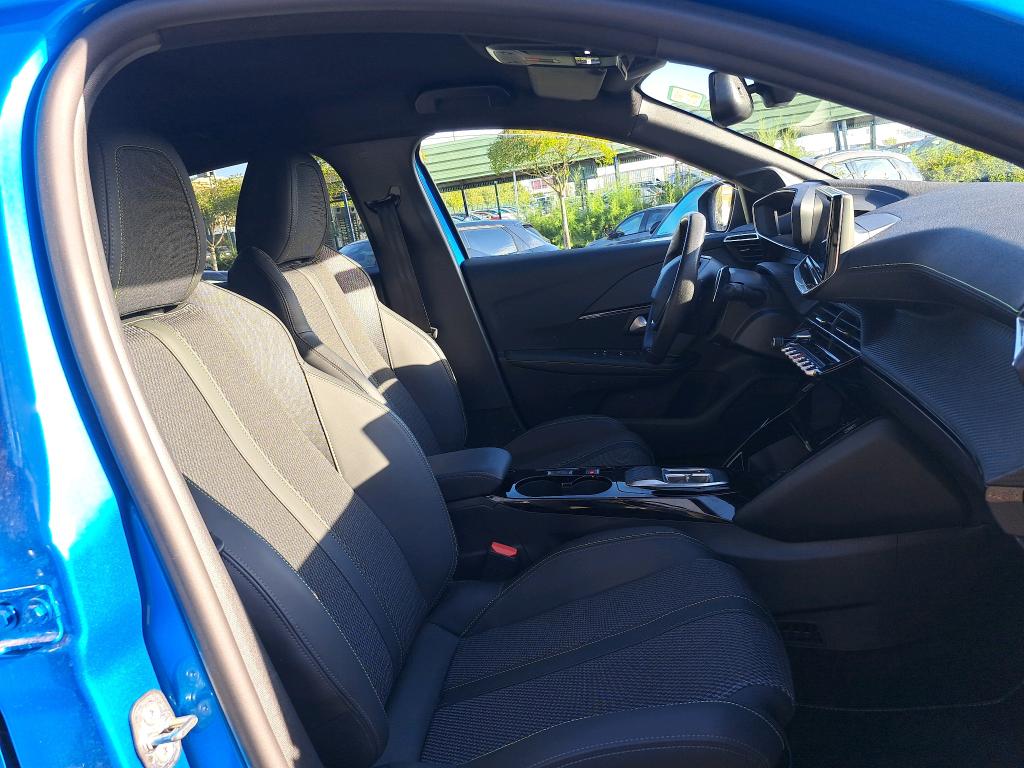 Peugeot 208 Hybrid 110 e-DCS6 GT 2025