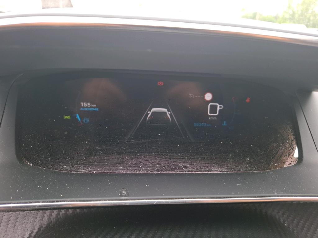 Peugeot 2008 PureTech 130 S&S EAT8 Allure Business 2021