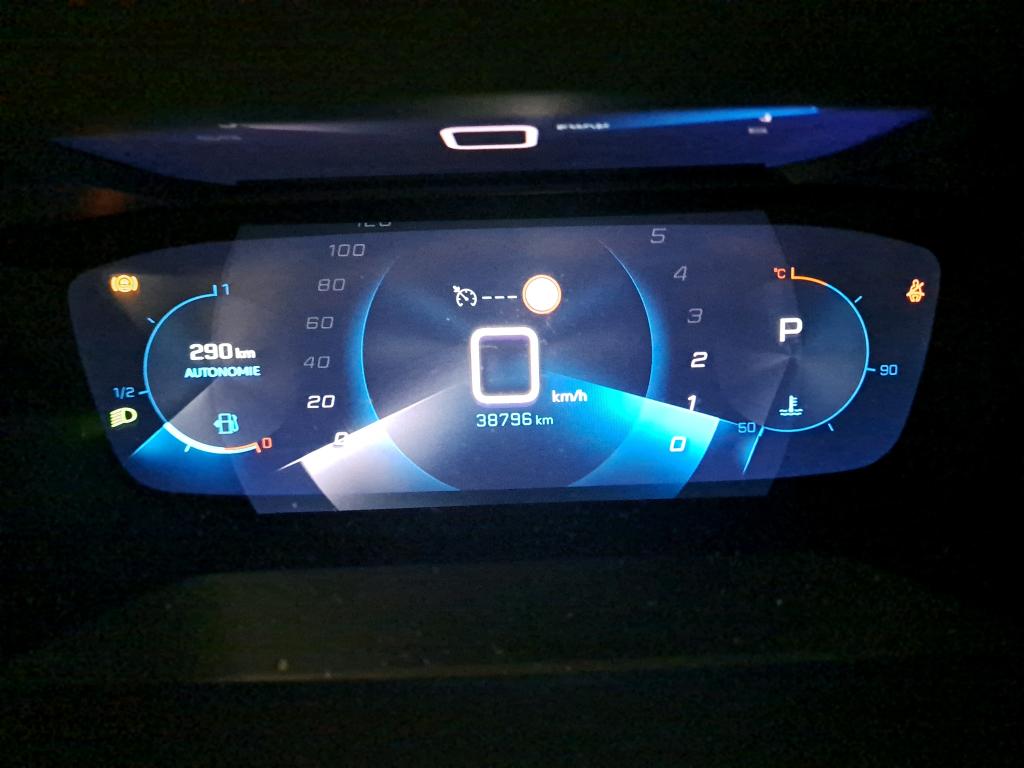 Peugeot 2008 PureTech 130 S&S EAT8 Allure Business 2021