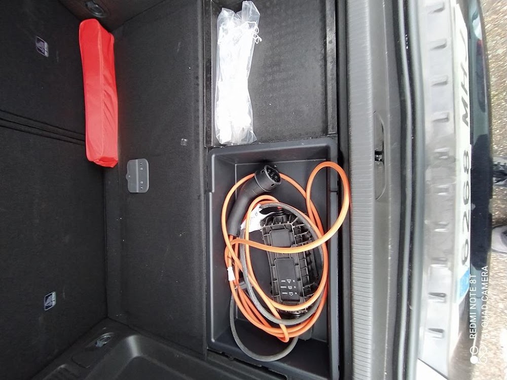 Foto Opel Grandland PHEV 12