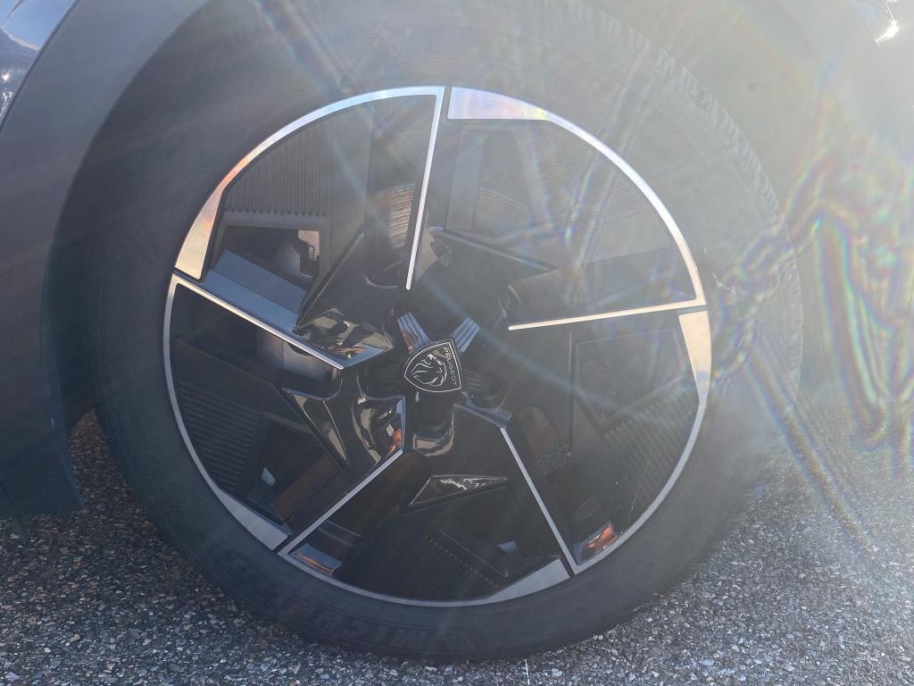 Peugeot 408 PHEV 225 e-EAT8 GT 2023