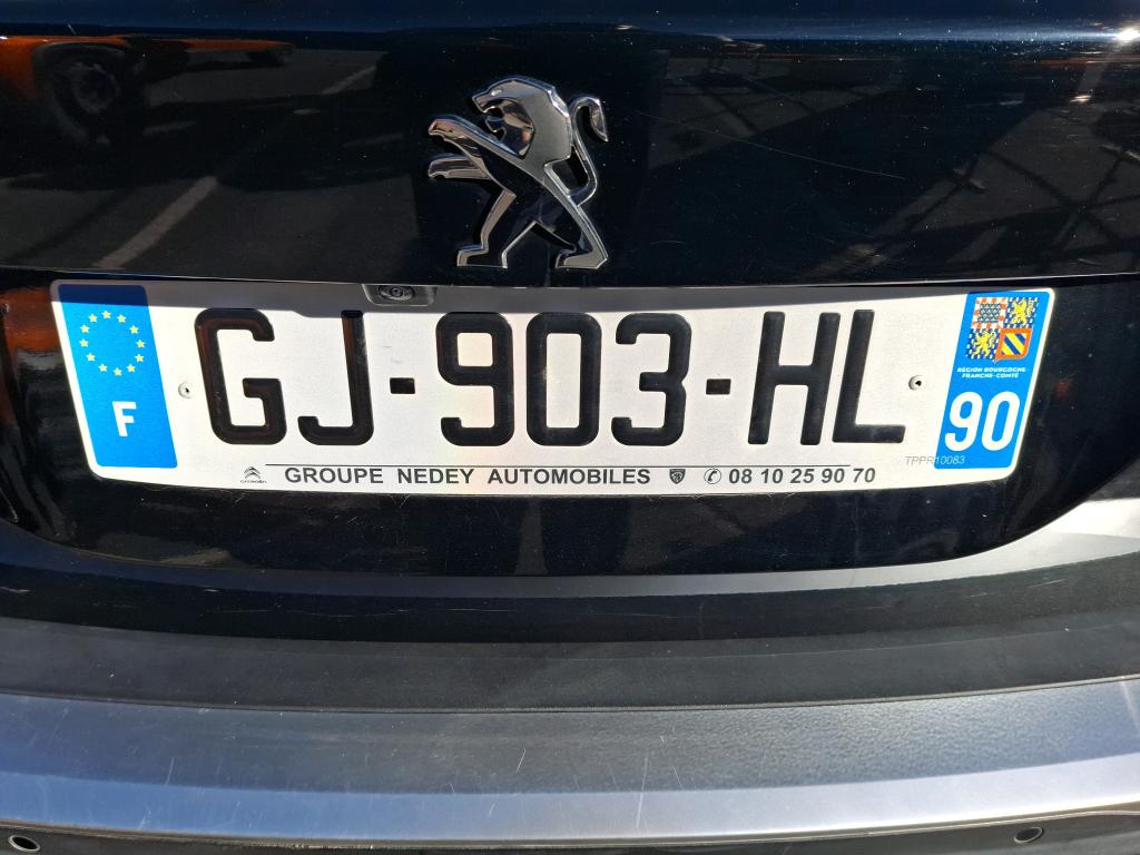 Peugeot 2008 PureTech 130 S&S EAT8 GT Pack 2022