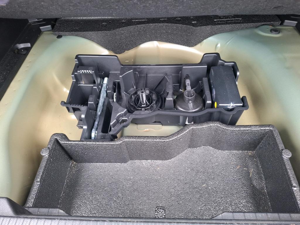 Peugeot 2008 Hybrid 145 ch e-DCS6 GT 2025