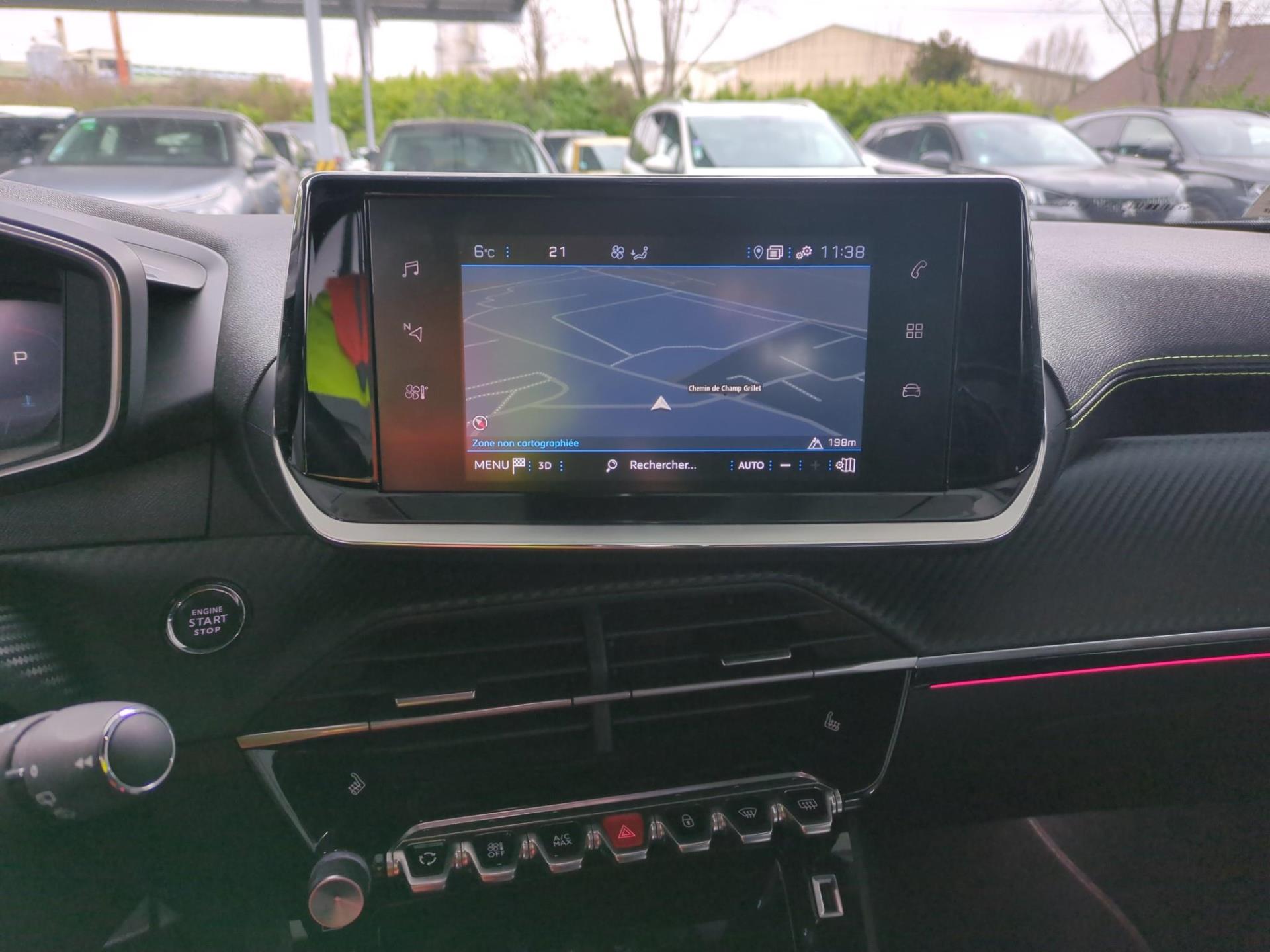 Peugeot 2008 PureTech 130 S&S EAT8 GT 2023