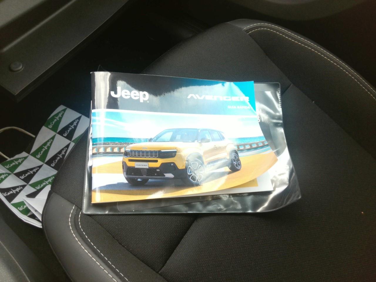 Foto Jeep AVENGER 8