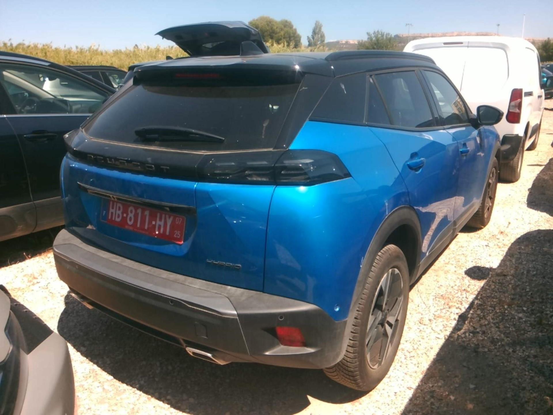Peugeot 2008 Hybrid 136 e-DCS6 GT 2025