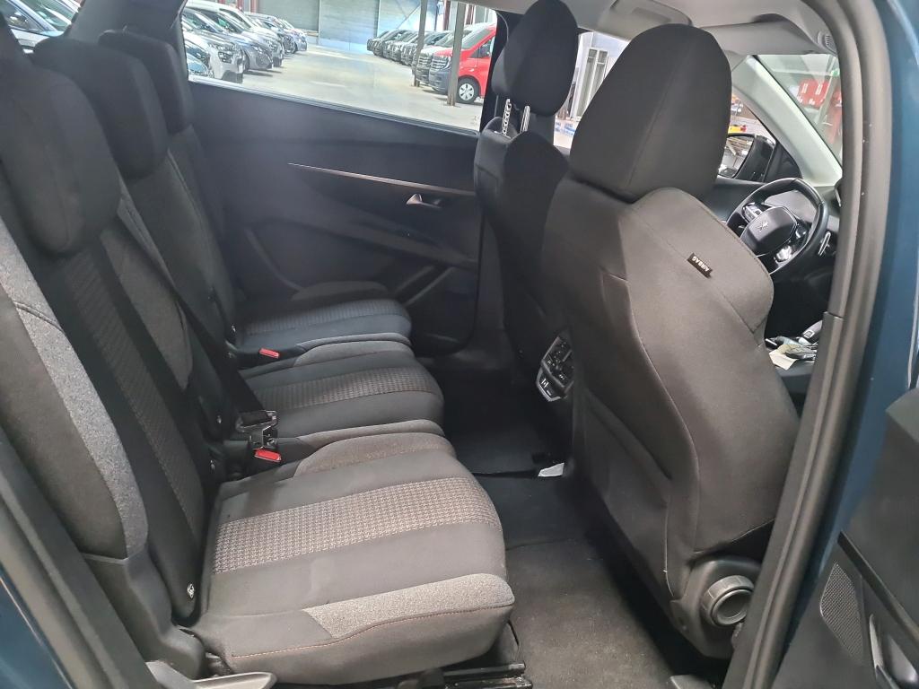 Peugeot 5008 PureTech 130ch S&S EAT8 Active Pack 2022