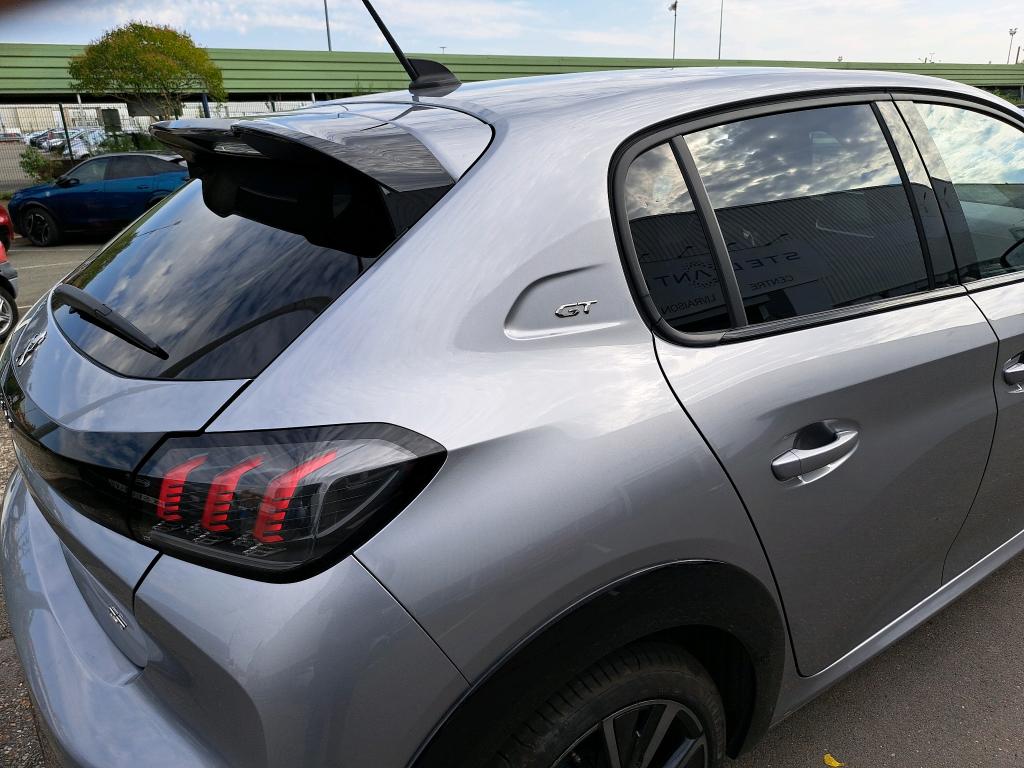 Peugeot 208 PureTech 130 S&S EAT8 GT Pack 2022