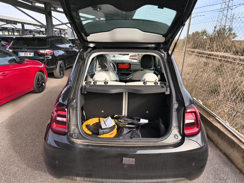 FIAT 500 3+1 e 118 ch La Prima 2023